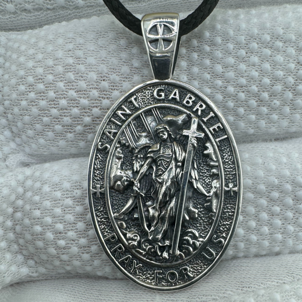 Saint Archangel Michael Pendant Silver 925 w/o Chain Oval Saint Archangel Michael Pendant Silver 925 w/o Chain Oval
